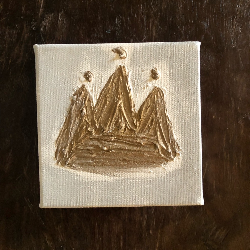 5x5in Crown Painting